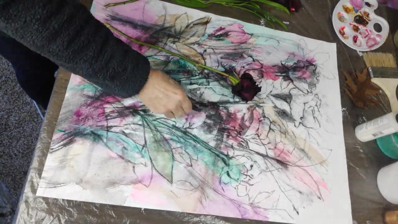 Studio film: Line, colour and layers